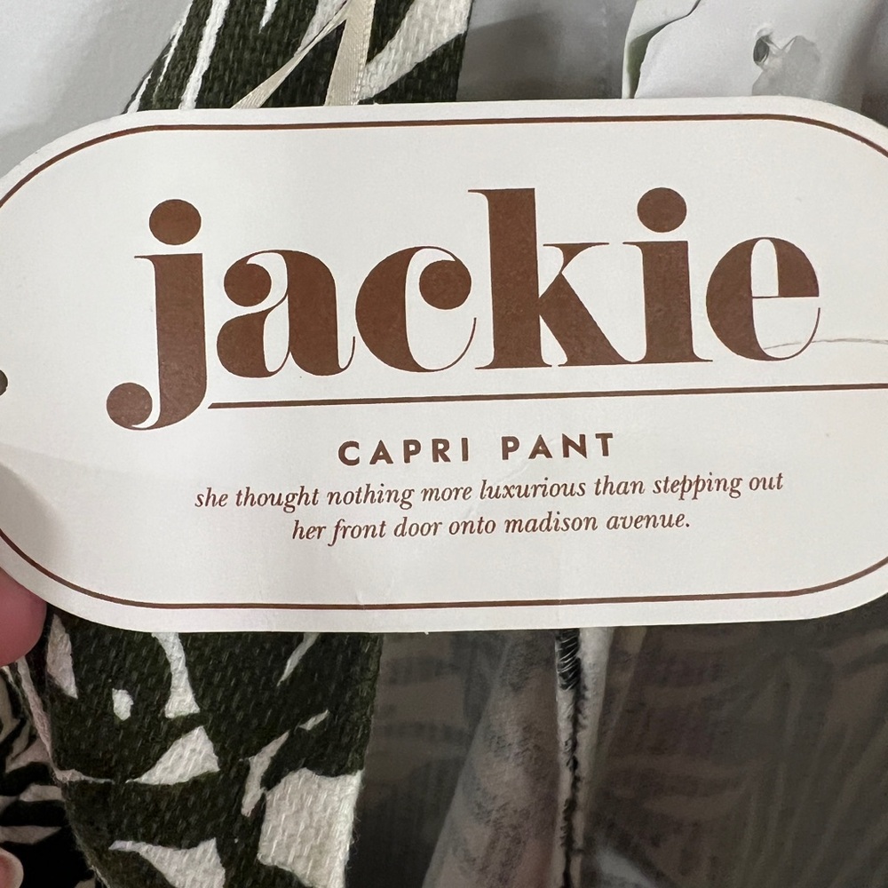 Kate Spade capri pants. Beautiful olive green color. New with Tags. Size 6